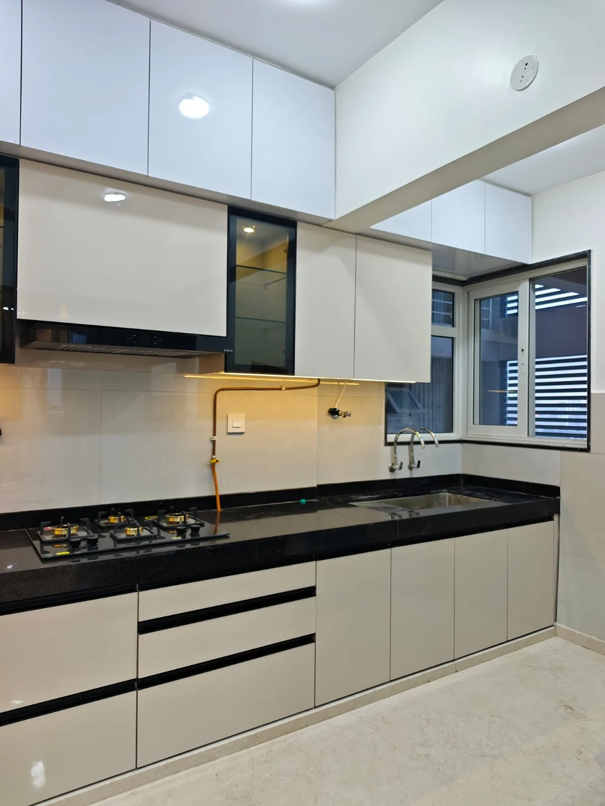 Kitchen — photograph 3
