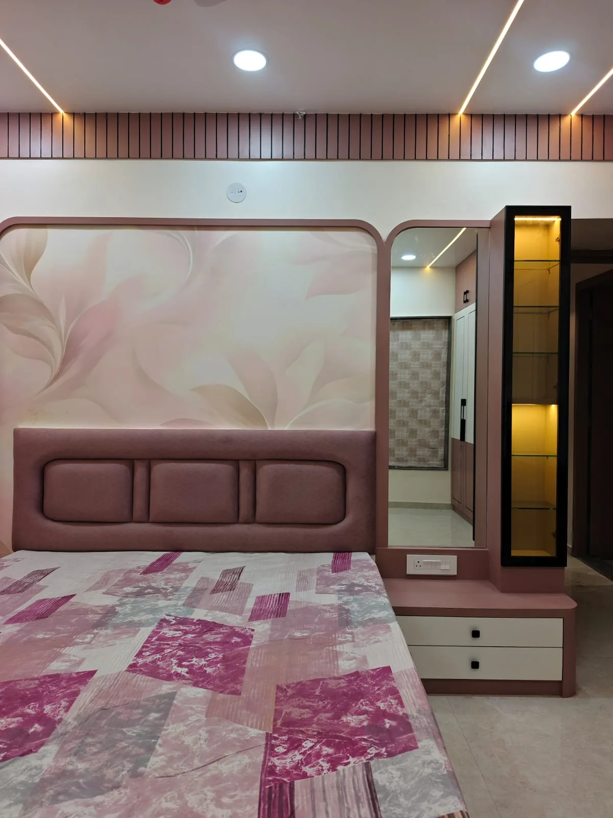Master Room — photograph 10