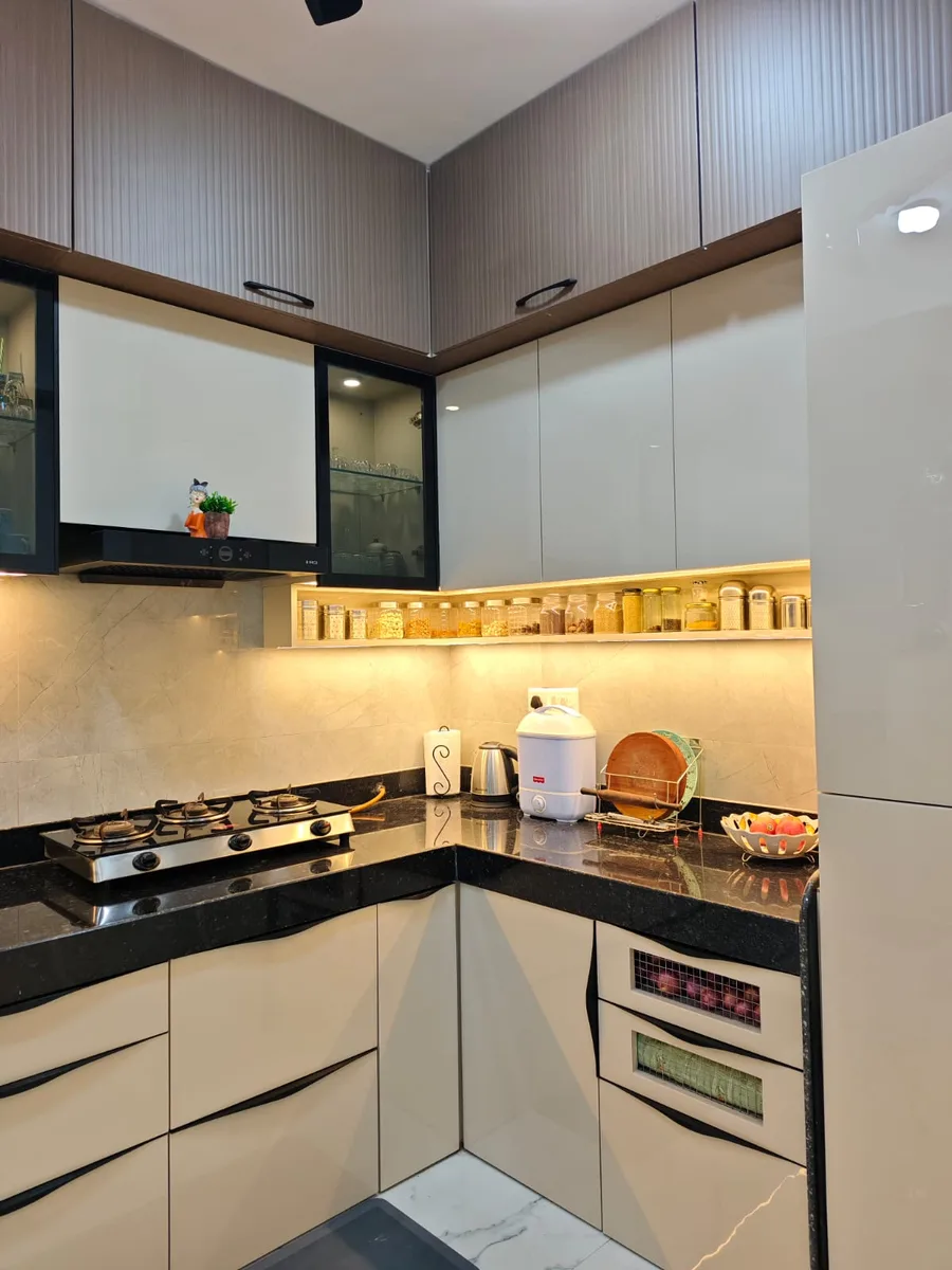 Kitchen — photograph 5