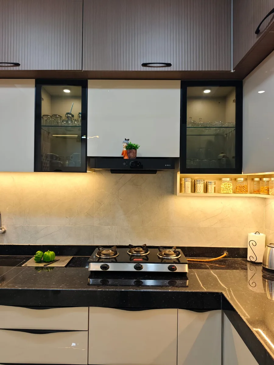 Kitchen — photograph 6